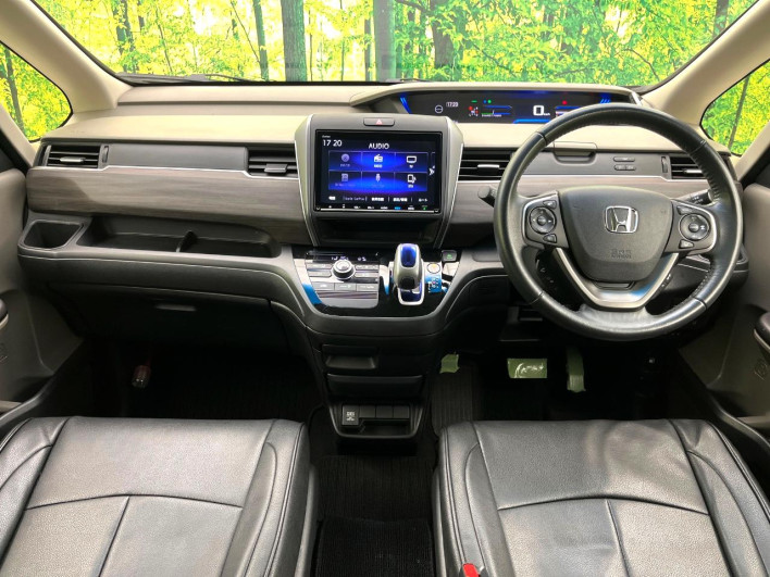 2019 Honda Freed hybrid DAA-GB7 (UW-69f49582d2358)[11]