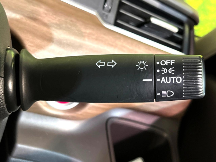 2022 Honda Freed hybrid 6AA-GB7 (UW-69f49583a5b35)[28]