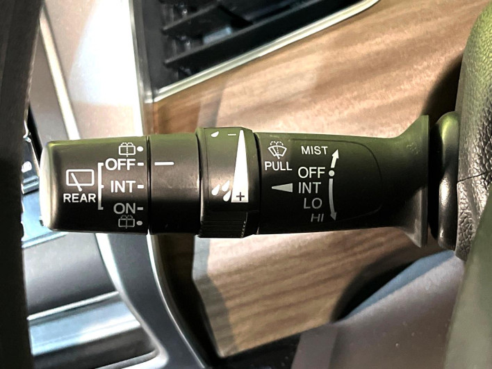 2022 Honda Freed hybrid 6AA-GB7 (UW-69f49583a5b35)[29]