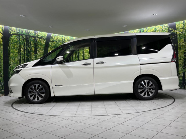 2017 Nissan Serena DAA-GFC27 (UW-69f4958772303)[16]
