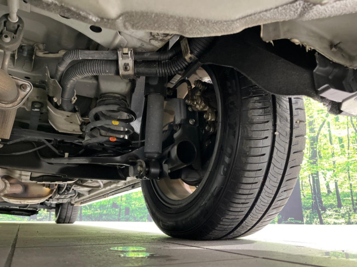 2017 Nissan Serena DAA-GFC27 (UW-69f4958772303)[18]