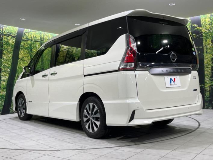 2017 Nissan Serena DAA-GFC27 (UW-69f4958772303)[15]