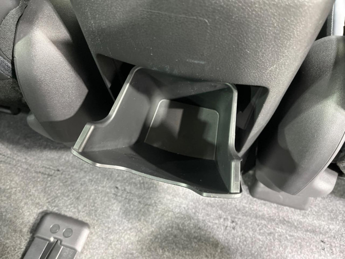 2023 Nissan Serena 6AA-GFC28 (UW-69f4958a88e14)[24]
