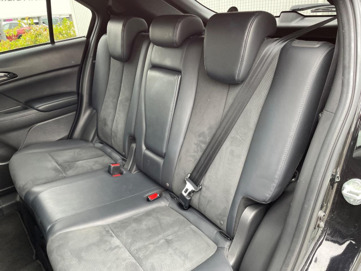 2024 Mitsubishi Eclipse Cross 5BA-GK1W (UW-69f4958f8384d)[26]