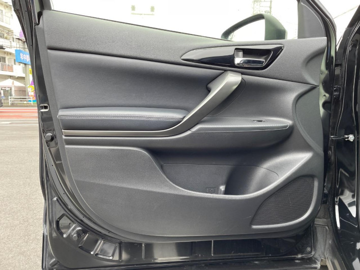 2024 Mitsubishi Eclipse Cross 5BA-GK1W (UW-69f4958f8384d)[24]