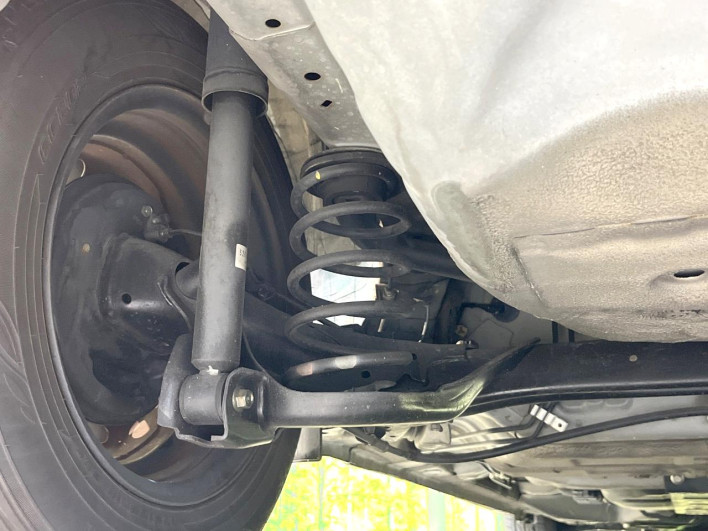 2014 Honda Fit DBA-GK3 (UW-69f49590cd46c)[25]