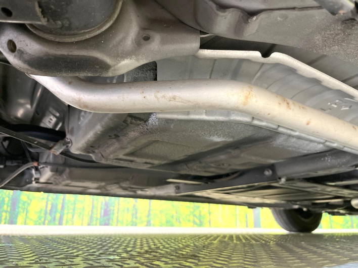 2014 Honda Fit DBA-GK3 (UW-69f49590cd46c)[24]