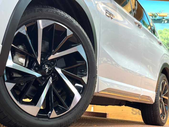 2022 Mitsubishi OUTLANDER PHEV 5LA-GN0W (UW-69f495918ff76)[23]