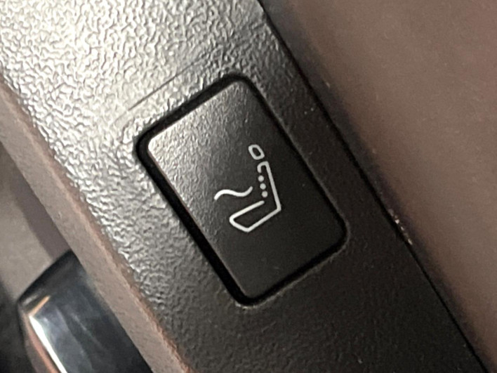 2022 Mitsubishi OUTLANDER PHEV 5LA-GN0W (UW-69f495918ff76)[16]