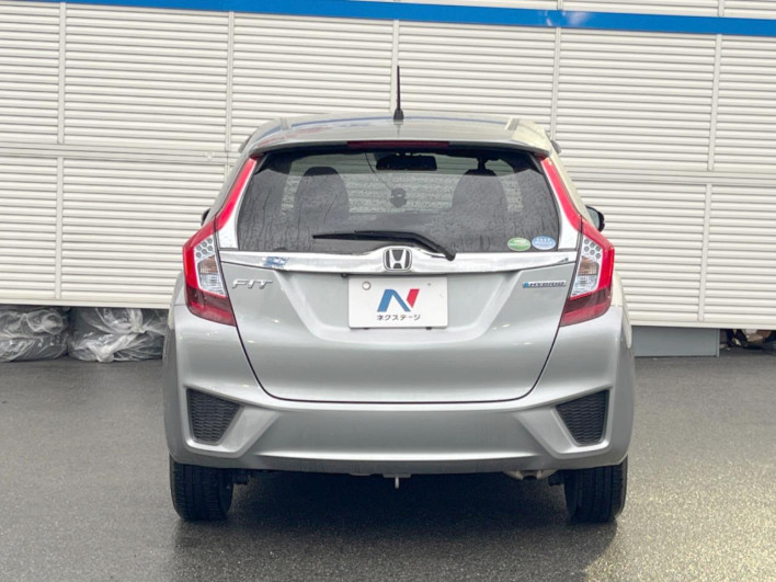 2013 Honda Fit Hybrid DAA-GP5 (UW-69f495932c533)[19]