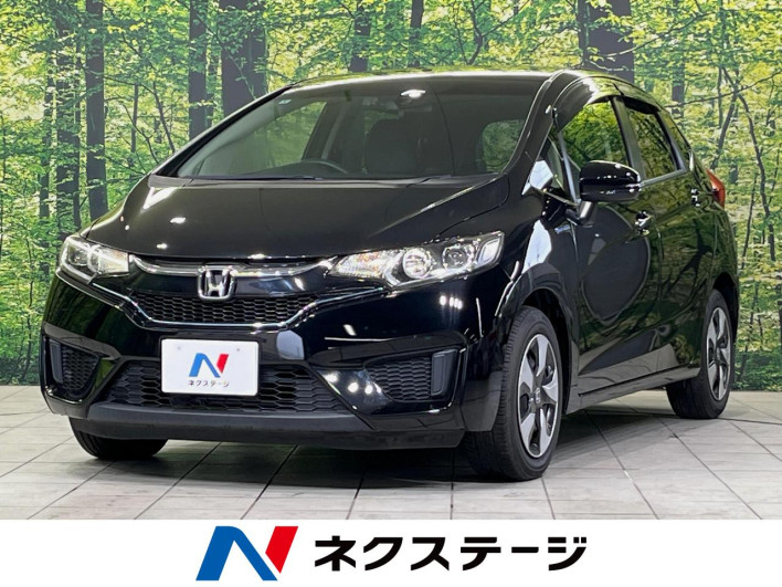 2016 Honda Fit Hybrid DAA-GP5 (UW-69f4959394cb2)[3]