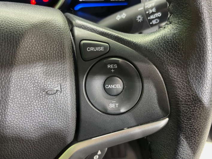 2016 Honda Fit Hybrid DAA-GP5 (UW-69f4959394cb2)[29]