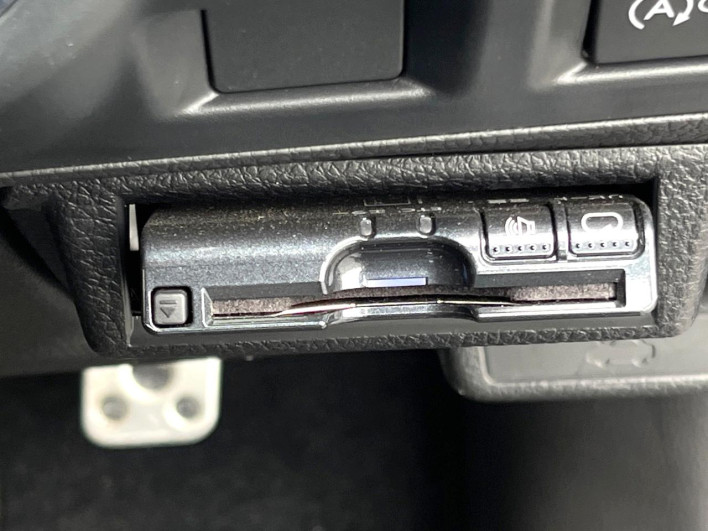 2013 Subaru XV DBA-GP7 (UW-69f49594f3d34)[29]