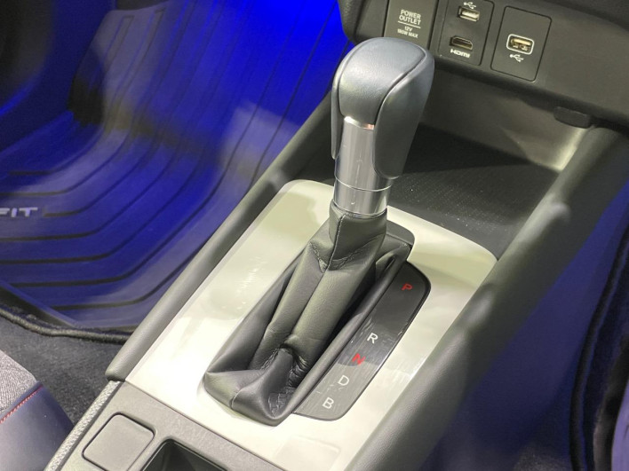 2022 Honda Fit 6AA-GR3 (UW-69f49595bb32b)[20]