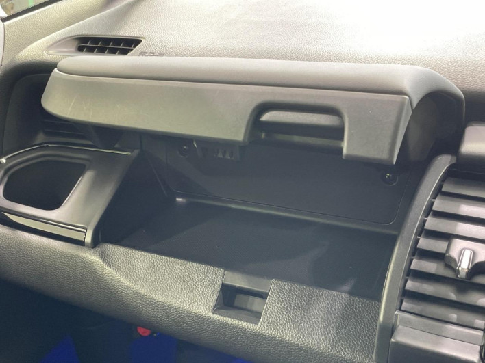 2022 Honda Fit 6AA-GR3 (UW-69f49595bb32b)[25]