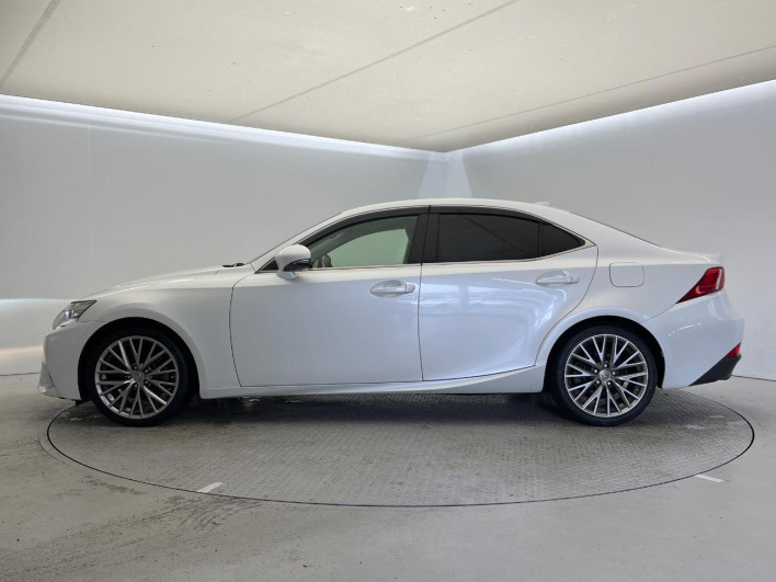 2014 Lexus IS DBA-GSE30 (UW-69f495973af3c)[18]