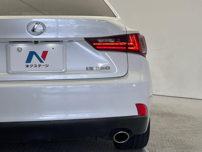2014 Lexus IS DBA-GSE30 (UW-69f495973af3c)[27]