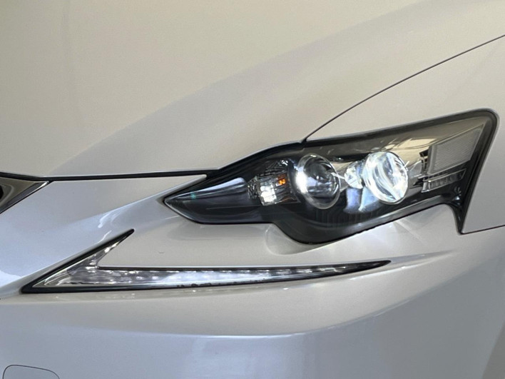 2014 Lexus IS DBA-GSE30 (UW-69f495973af3c)[12]