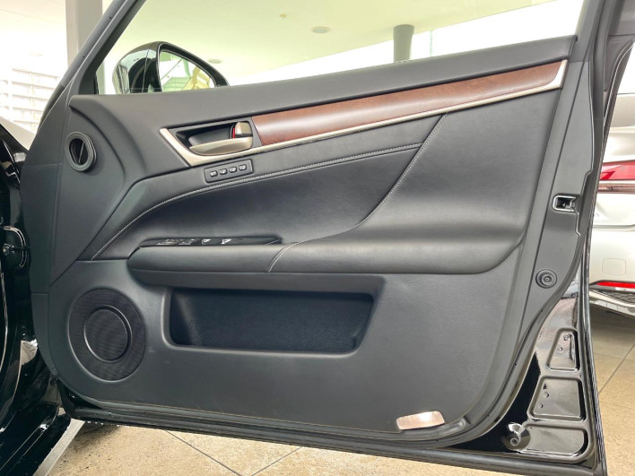 2012 Lexus GS DAA-GWL10 (UW-69f495a00c13f)[28]