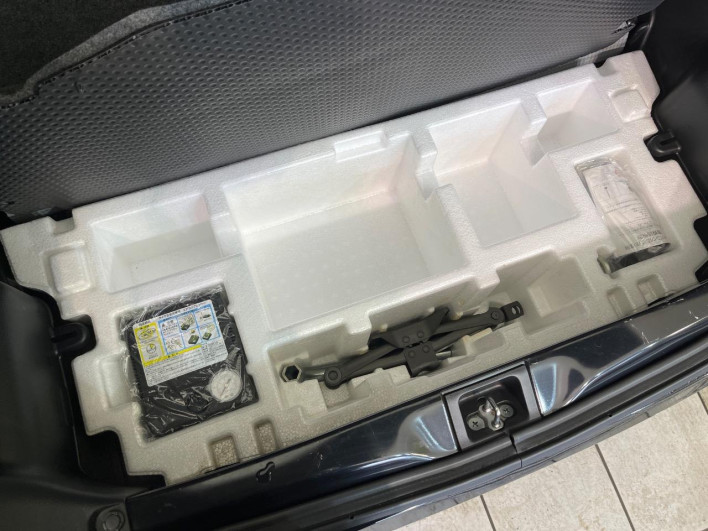 2017 Suzuki Alto DBA-HA36S (UW-69f495a39a313)[20]