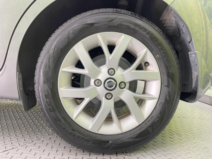 2018 Nissan Note DAA-HE12 (UW-69f495a8d5a80)[12]
