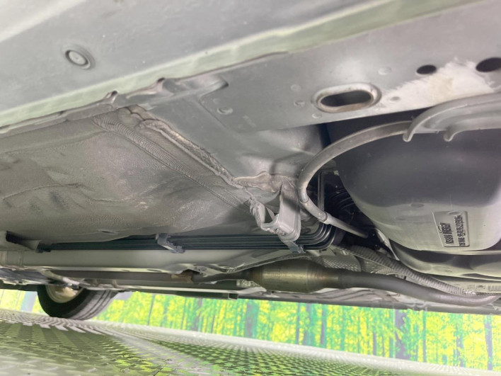 2018 Nissan Note DAA-HE12 (UW-69f495a8d5a80)[25]