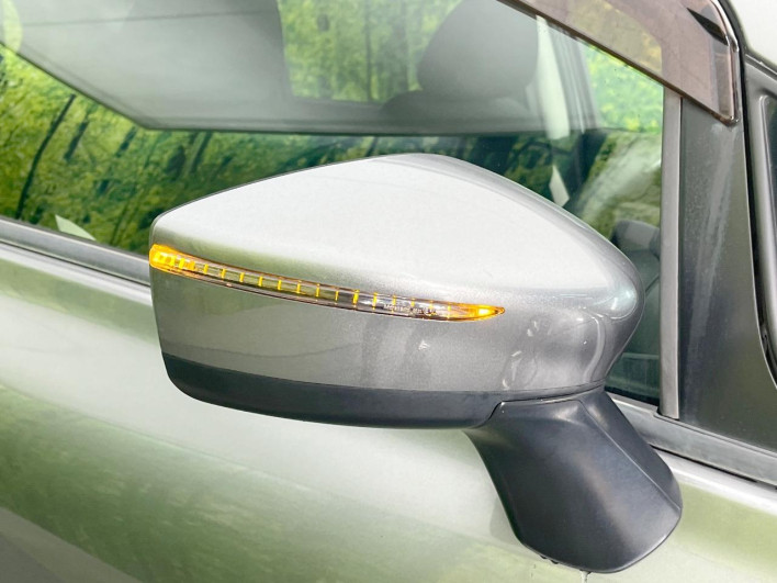 2018 Nissan Note DAA-HE12 (UW-69f495a8d5a80)[5]