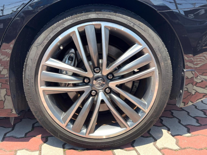 2014 Nissan Skyline DAA-HV37 (UW-69f495b497f5b)[19]