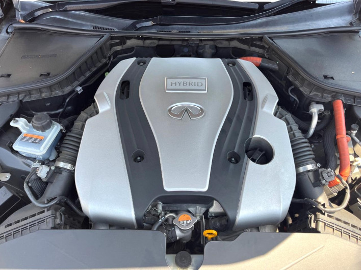 2014 Nissan Skyline DAA-HV37 (UW-69f495b497f5b)[8]