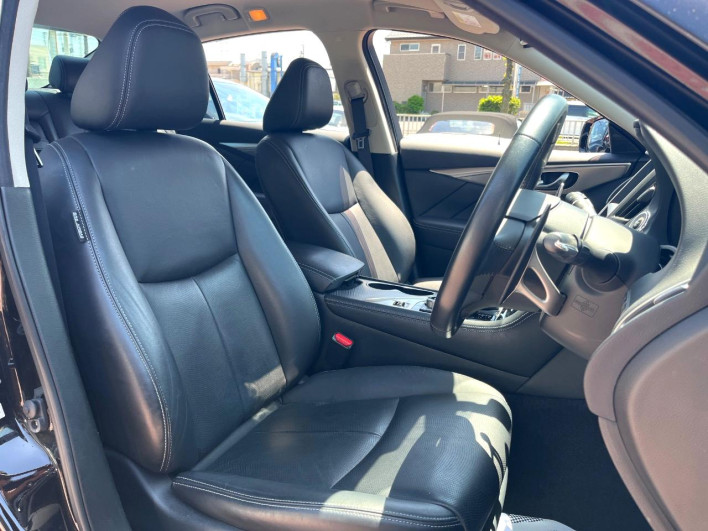 2014 Nissan Skyline DAA-HV37 (UW-69f495b497f5b)[23]