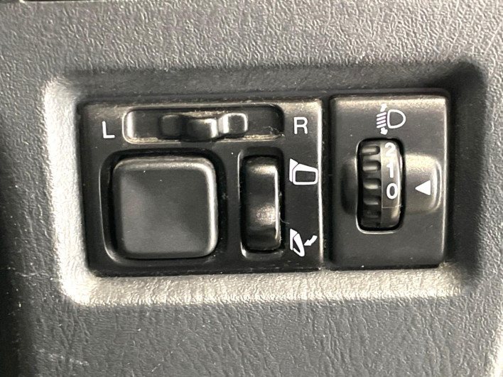 2015 Suzuki Jimny ABA-JB23W (UW-69f495b63b148)[8]