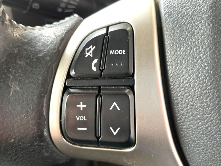 2015 Suzuki Jimny ABA-JB23W (UW-69f495b63b148)[12]