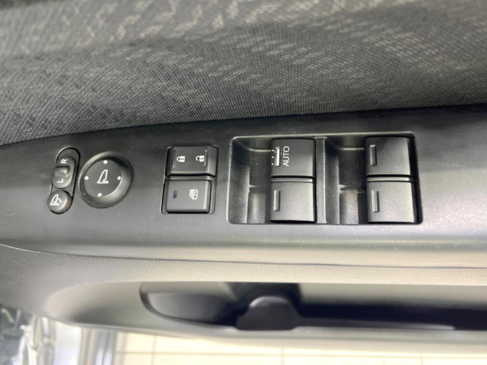 2012 Honda N-BOX CUSTOM DBA-JF1 (UW-69f495bab09b4)[6]