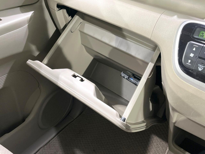 2014 Honda N-BOX DBA-JF1 (UW-69f495bb8af2c)[22]