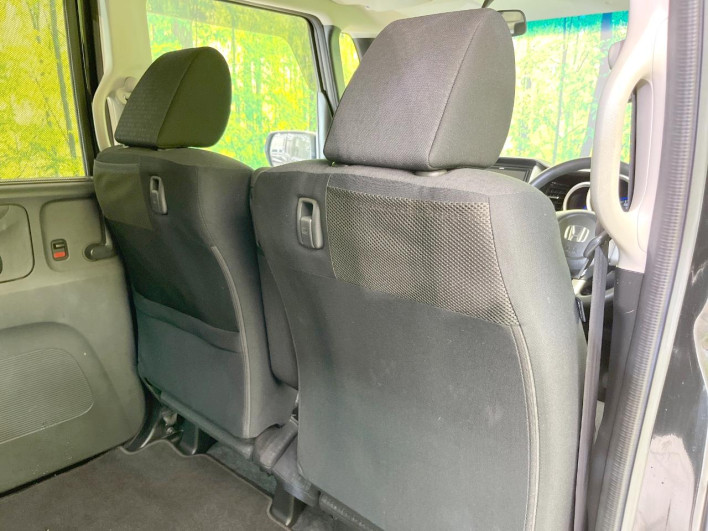 2017 Honda N-BOX CUSTOM DBA-JF1 (UW-69f495bd366ee)[28]