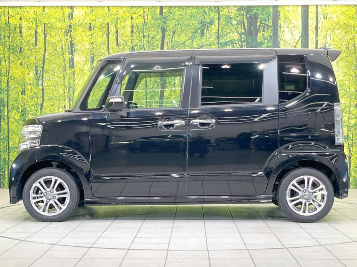 2017 Honda N-BOX CUSTOM DBA-JF1 (UW-69f495bd366ee)[11]