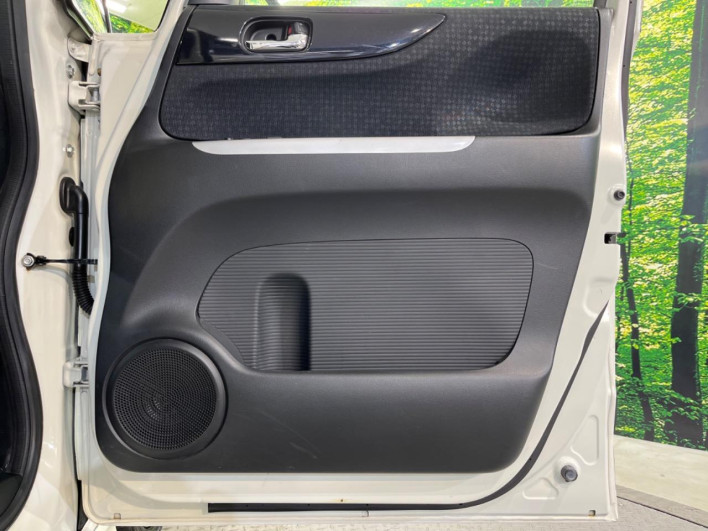 2016 Honda N-BOX CUSTOM DBA-JF1 (UW-69f495bdeabdb)[17]