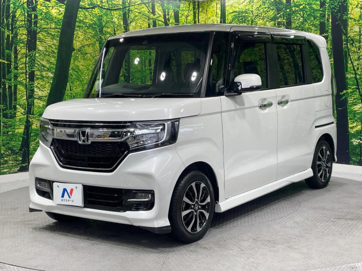 2018 Honda N-BOX CUSTOM DBA-JF3 (UW-69f495bfe767a)[13]