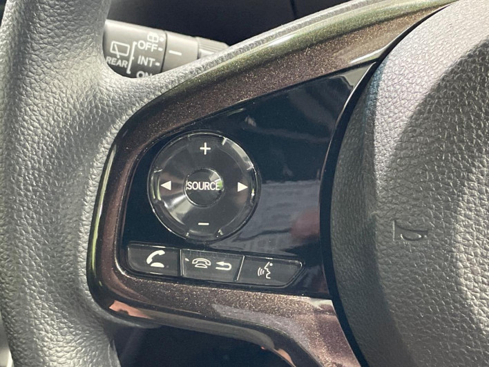 2018 Honda N-BOX CUSTOM DBA-JF3 (UW-69f495bfe767a)[27]