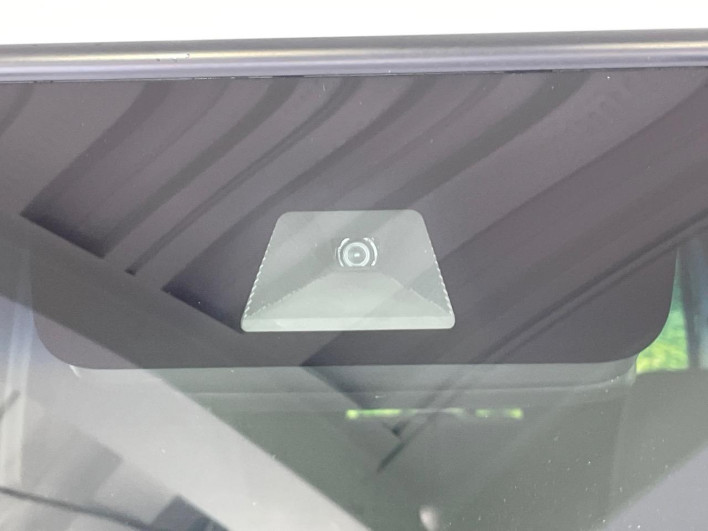 2018 Honda N-BOX CUSTOM DBA-JF3 (UW-69f495bfe767a)[10]