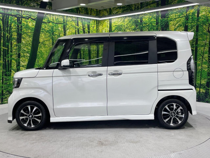 2018 Honda N-BOX CUSTOM DBA-JF3 (UW-69f495bfe767a)[20]