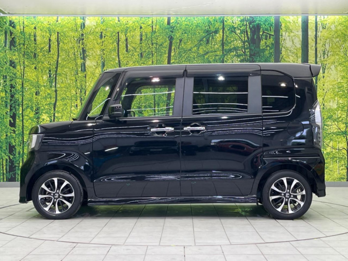 2019 Honda N-BOX CUSTOM DBA-JF3 (UW-69f495c0f1a04)[14]