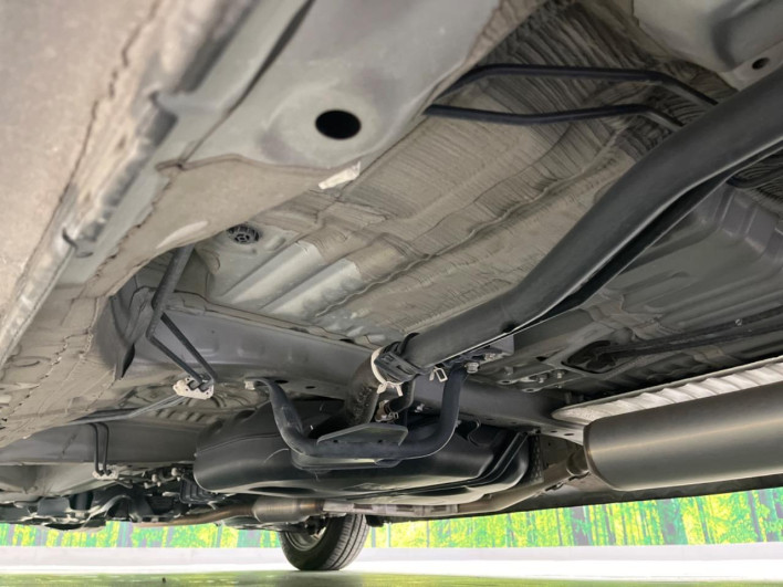 2019 Honda N-BOX CUSTOM DBA-JF3 (UW-69f495c0f1a04)[17]