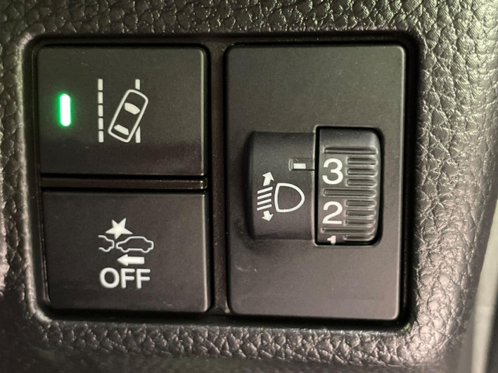 2021 Honda N-BOX CUSTOM 6BA-JF3 (UW-69f495c89b0df)[25]