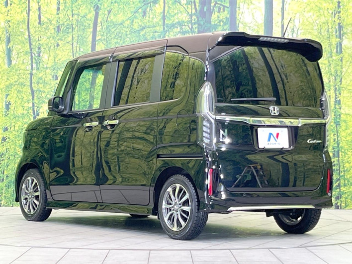 2022 Honda N-BOX CUSTOM 6BA-JF3 (UW-69f495c8d5807)[10]