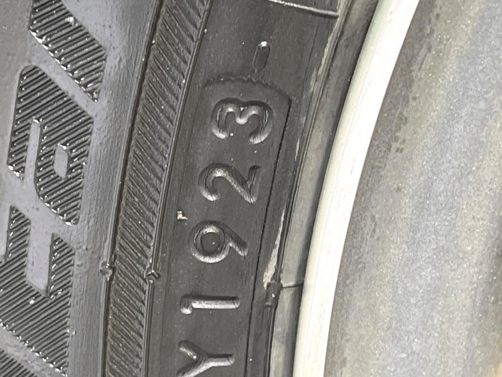 2023 Honda N-BOX CUSTOM 6BA-JF3 (UW-69f495caf3e9b)[22]