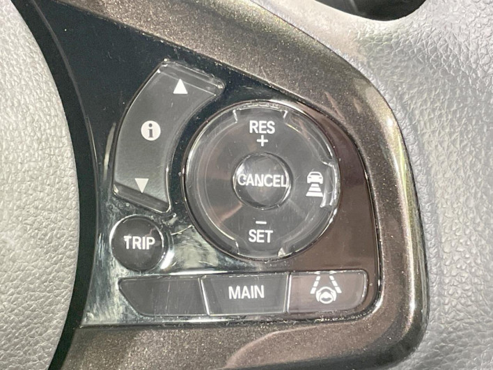 2018 Honda N-BOX CUSTOM DBA-JF4 (UW-69f495cc377ee)[18]