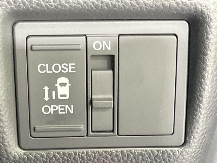 2018 Honda N-BOX CUSTOM DBA-JF4 (UW-69f495cc377ee)[15]
