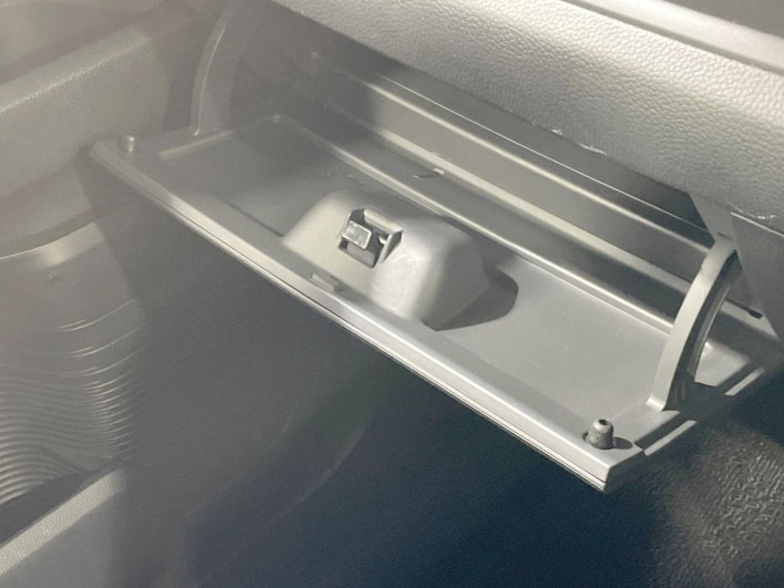 2018 Honda N-BOX CUSTOM DBA-JF4 (UW-69f495cc377ee)[25]