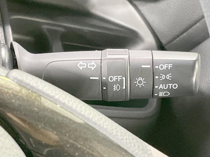 2018 Honda N-BOX CUSTOM DBA-JF4 (UW-69f495cc377ee)[16]